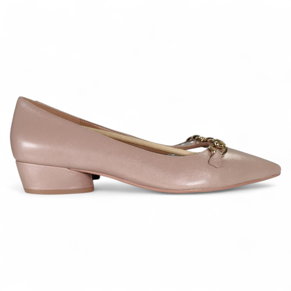 Naturalizer Becca Nude Leather Pumps Size 12M Pointed Toe Low Block Heel
